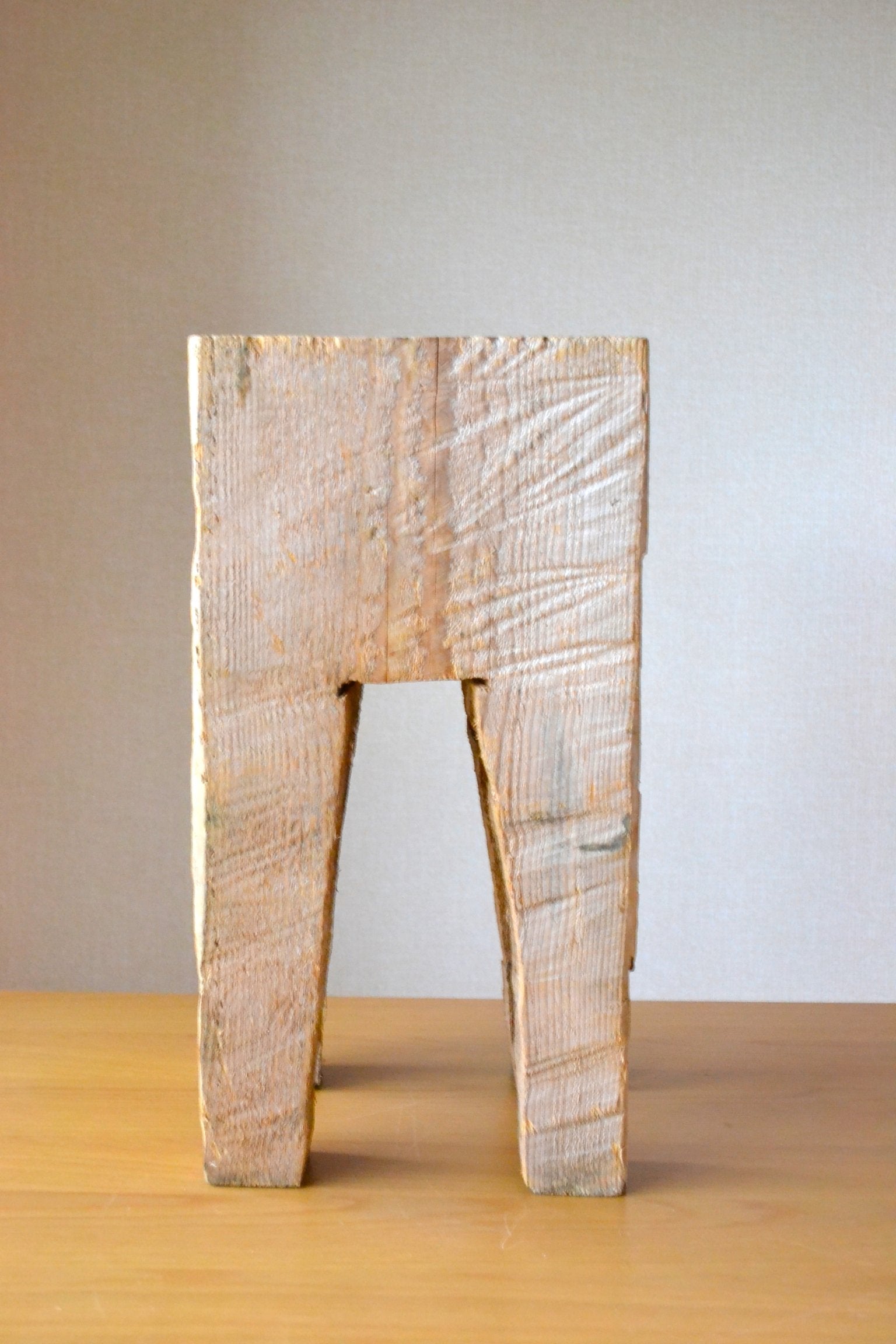 log stool ST-001 - alaharasuyafo